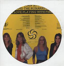 The Runaways : I Love Playing with Fire